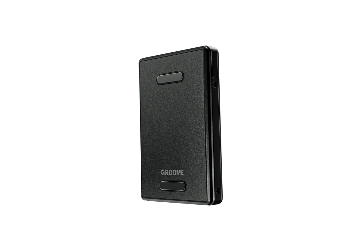 Groove Smart Wallet Trace with MagSafe - Midnight Black